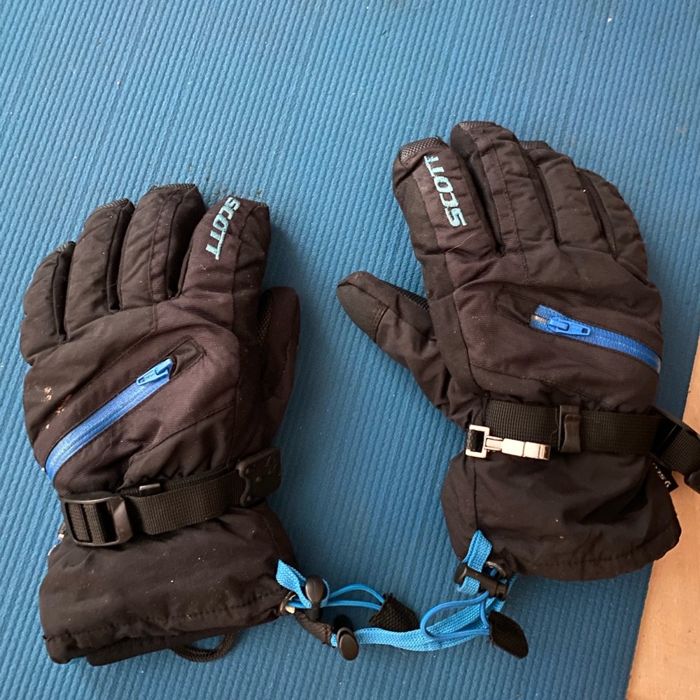 Insulated Scott gloves